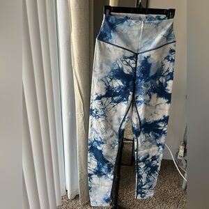 Balance Athletica (Vitality) Blue Tie Dye Leggings